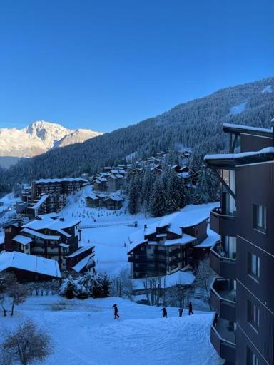 La Tania La Saboia Sleep 8 Private Sauna Lounge Dining 2 Bathrooms Kitchen 2 Balconies Ski In Out Exterior photo